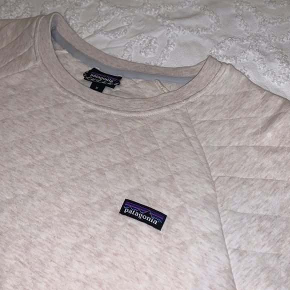 Patagonia Tops - PATAGONIA QUILTED CREWNECK PULLOVER
